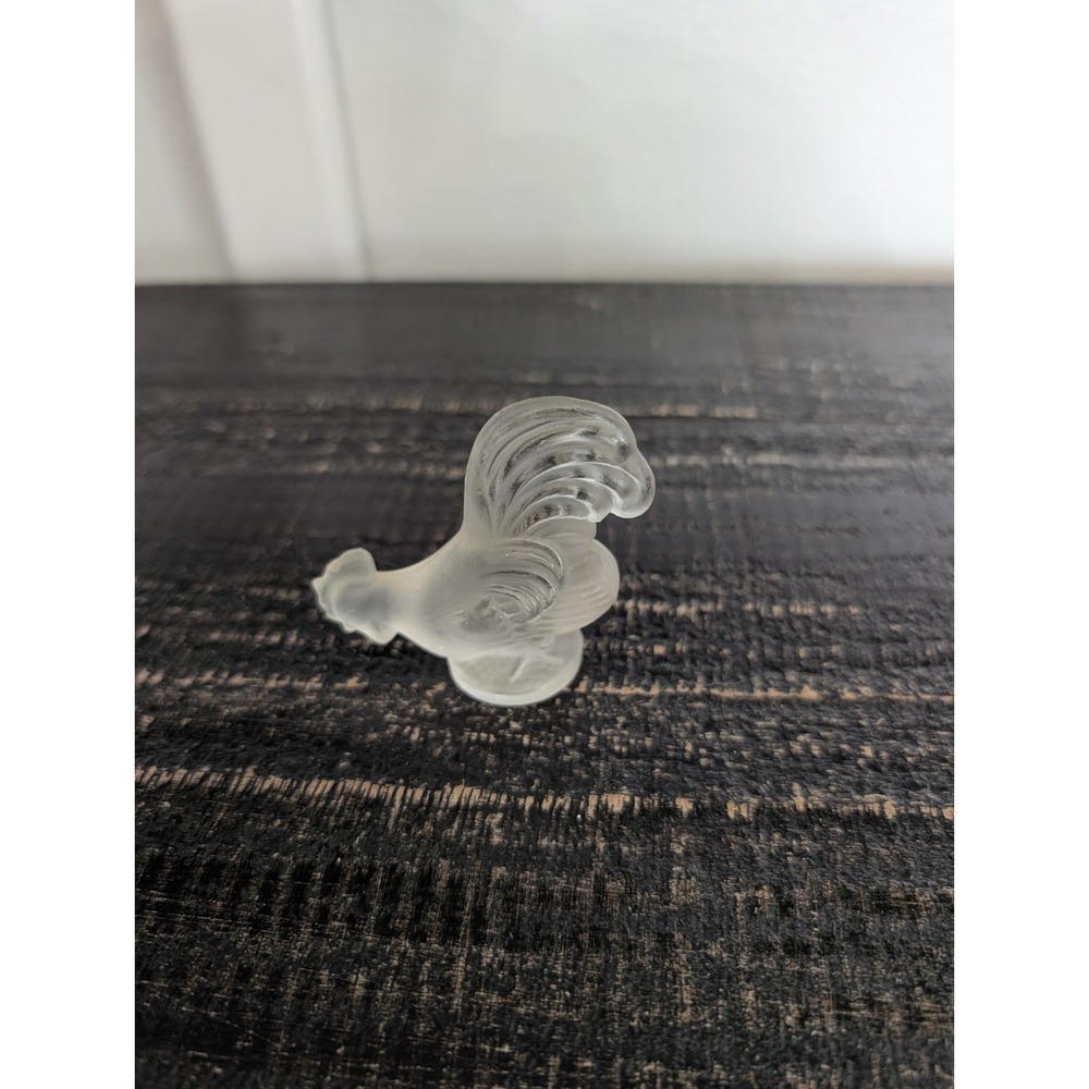 Lalique Rooster Stamp Signed Frosted Glass Statue France 2.5" RARE *READ* - Picture 3 of 11